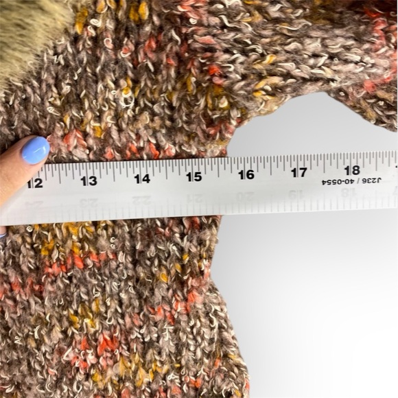 🇫🇷 Vtg Sharagano Paris Brown Faux Fur Collar Belted Wool Blend Sweater | M - Picture 9 of 11